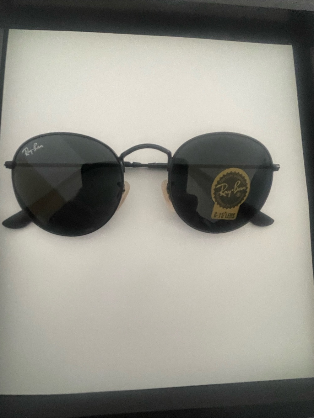 Ray-Ban Black Round Metal Sunglasses with Dark Lenses